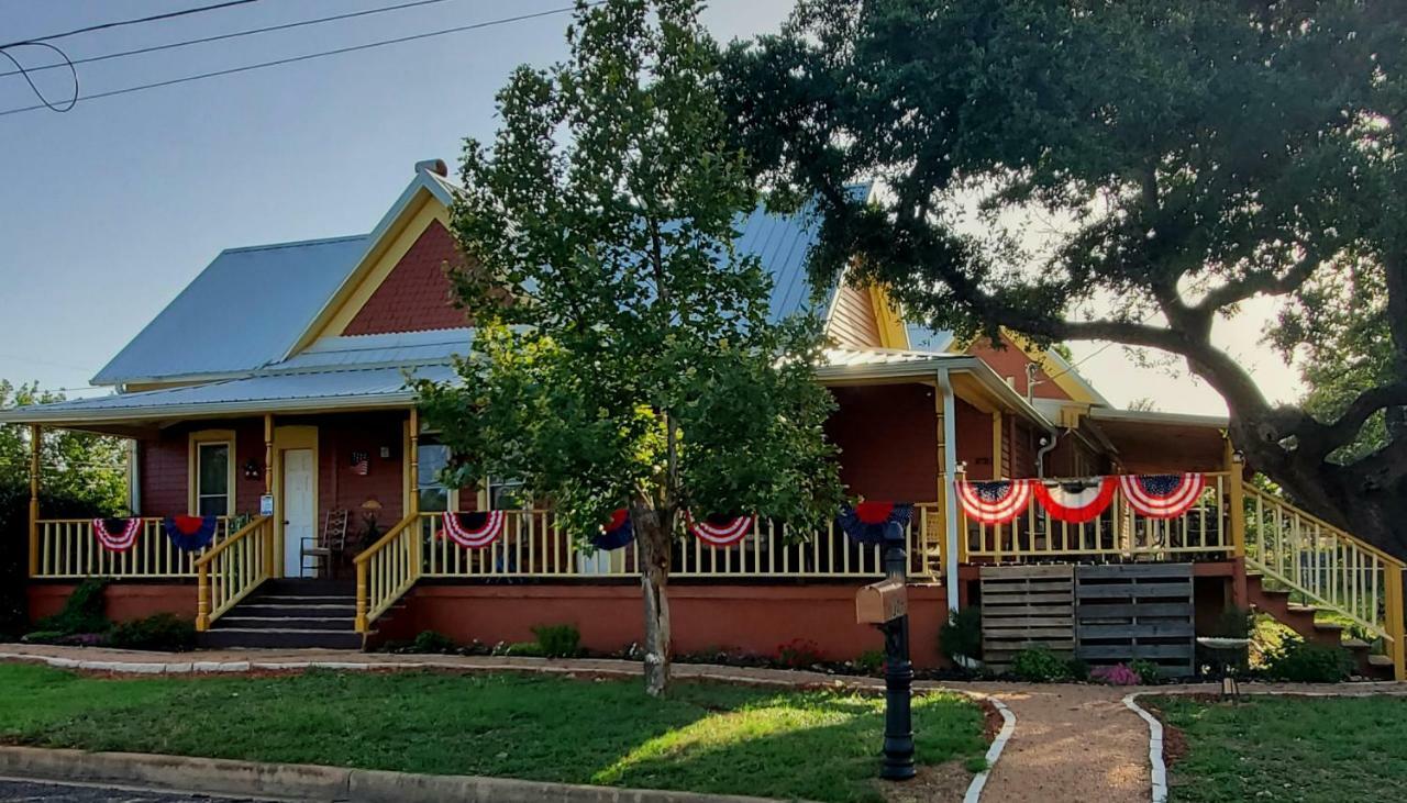 1890 Karcher Haus Acomodação com café da manhã Llano Exterior foto